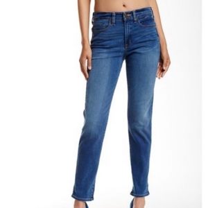 Spanx Boyfriend 5-pocket Jeans Size 26  with 29" inseam FD8115